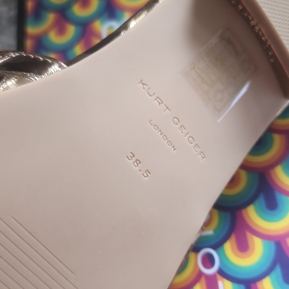 Kurt Geiger Gold Croc-Texture Slide Mules with Embellished Medallion.  New - Picture 14 of 15